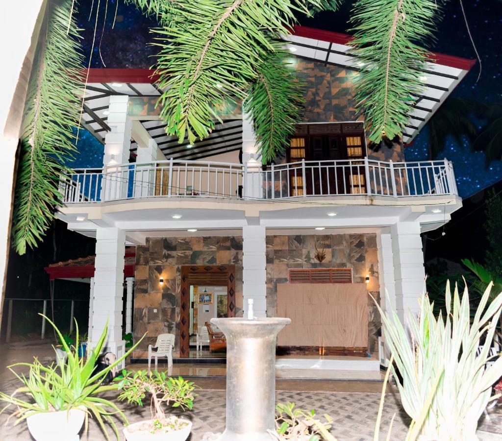 House Of Richness Hotell Negombo Exteriör bild