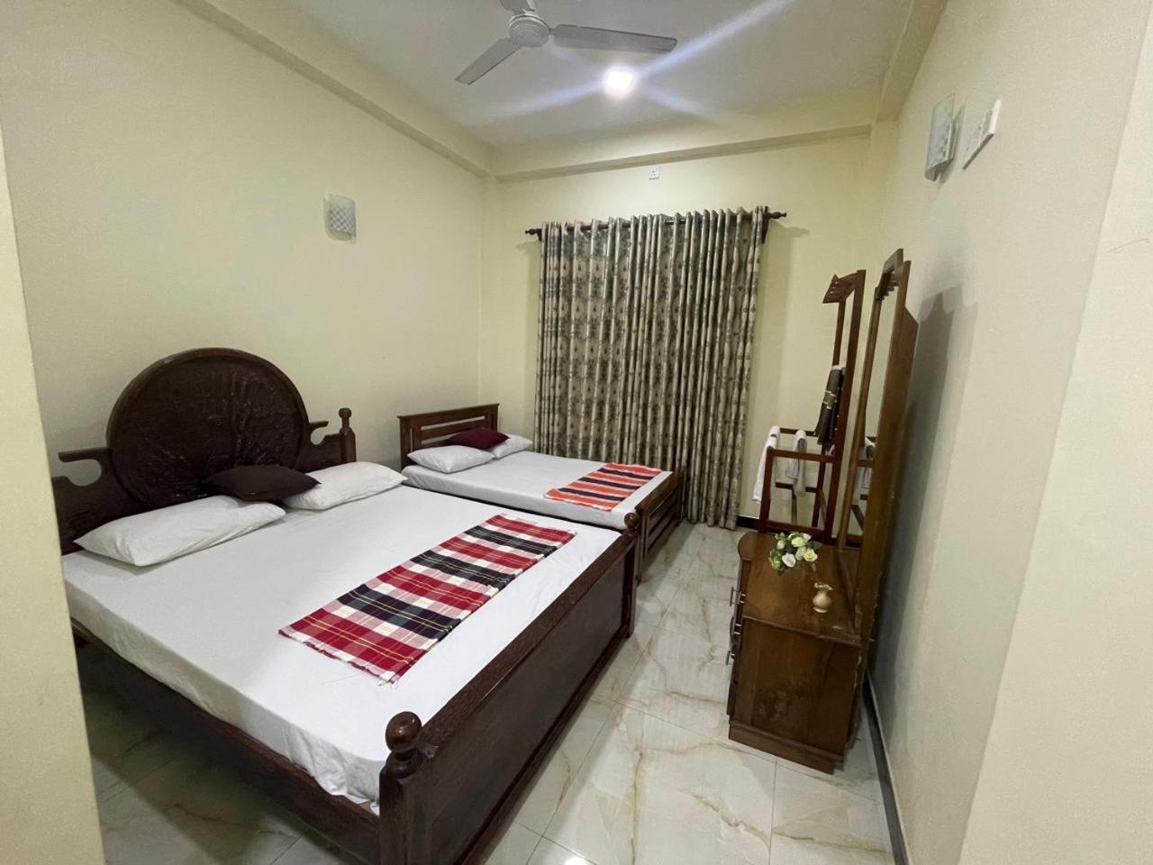 House Of Richness Hotell Negombo Exteriör bild