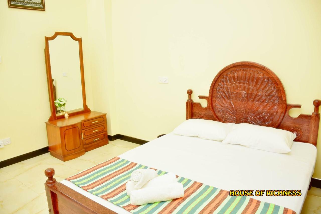 House Of Richness Hotell Negombo Exteriör bild