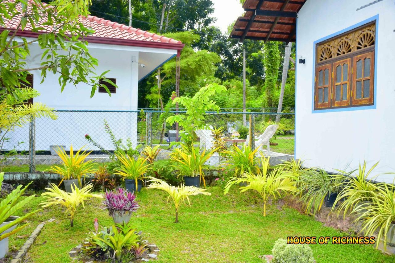 House Of Richness Hotell Negombo Exteriör bild