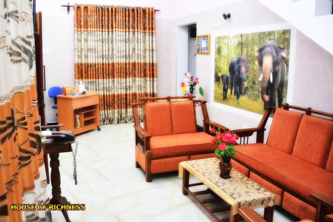 House Of Richness Hotell Negombo Exteriör bild